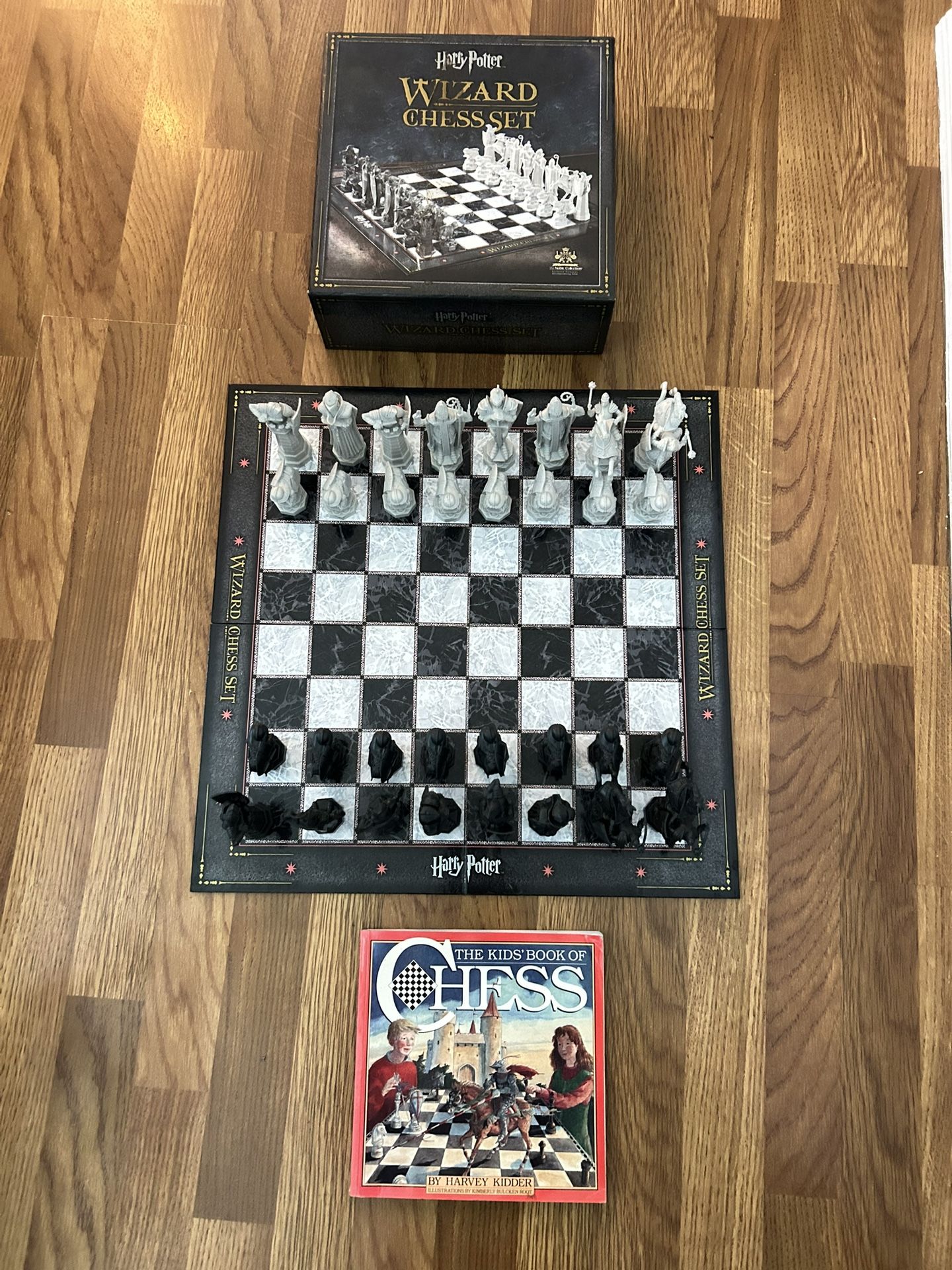 Noble Collection Harry Potter Wizard Chess Set - Make An Offer