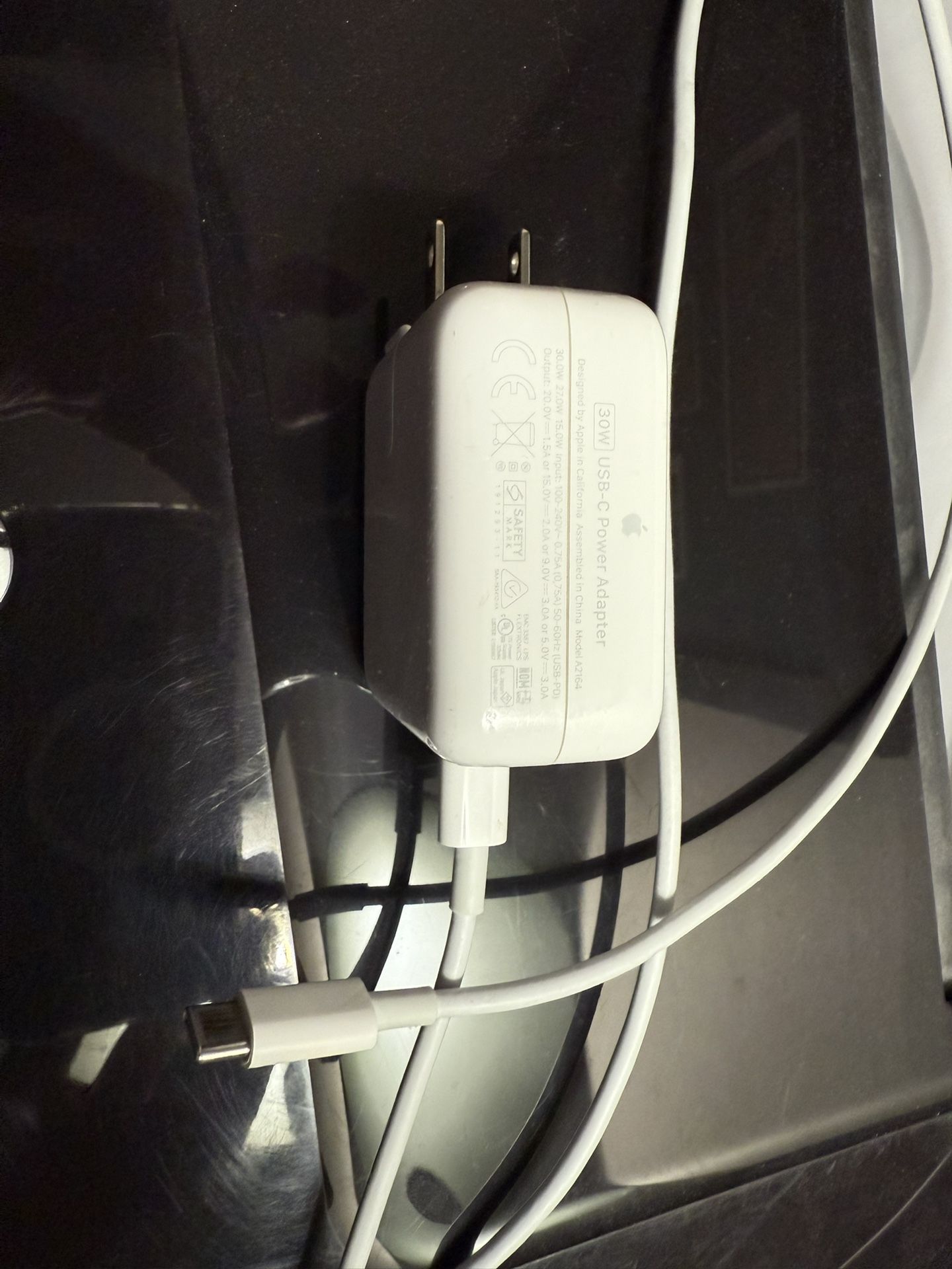 Apple MacBook Air USB C Charger