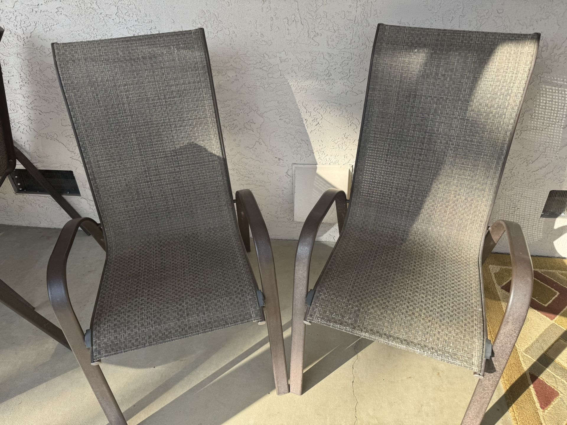 Patio set With 8 Chairs! 