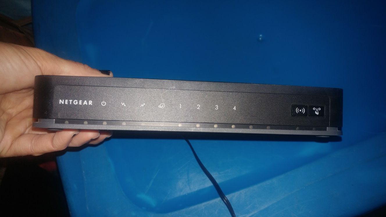 NETGEAR - N450 WiFi Cable Modem Router