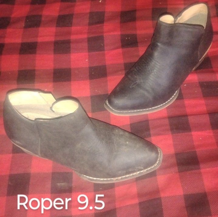 Women's Shoes 9.5