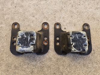 1(contact info removed) Chevrolet Chevelle / El Camino Engine Frame Mounts