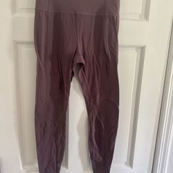 Athleta Rise Up Rib 7/8 Legging - size Small