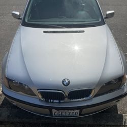 2002 BMW 325i