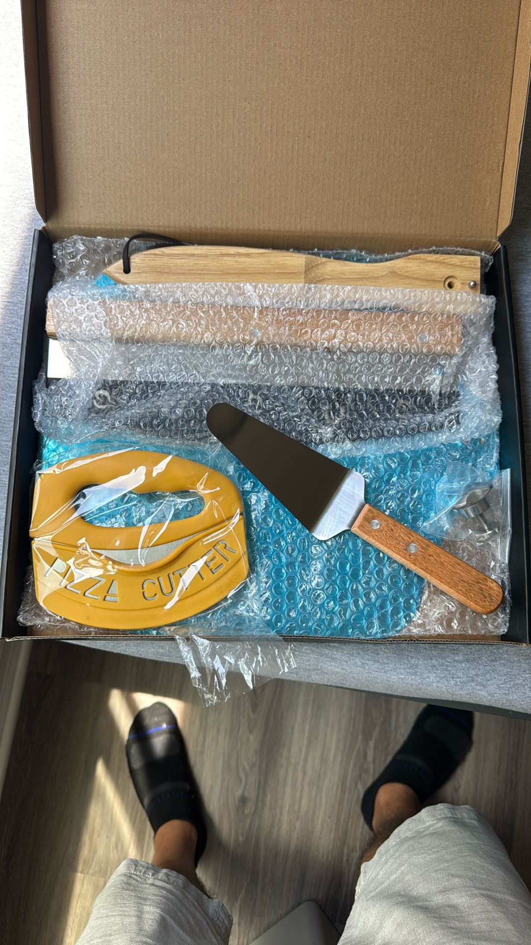 Pizza Making Kit Never Used