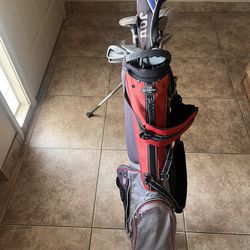 kids golf bag and clubs