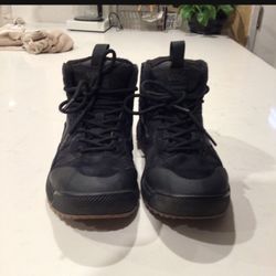 VANS  Size 5 …$12
