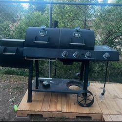 Oklahoma Joes Gas/smoker/charcoal Grill