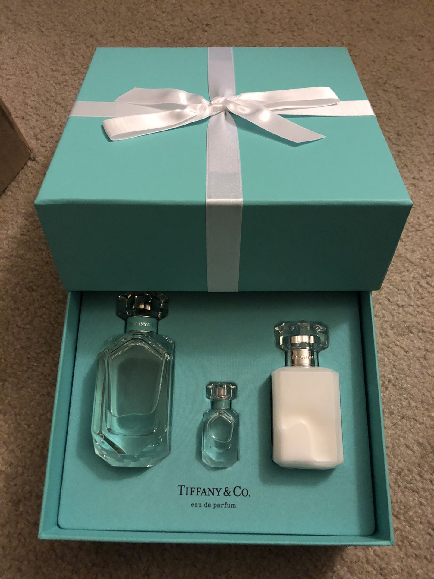 TIFFANY & CO Perfume and Body Lotion Gift set from Macys for Sale in  Fremont, CA - OfferUp