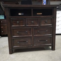 Espresso Rustic Style 7 Drawer Dresser
