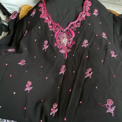 Black & hot pink Kamizh 
