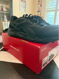 Woman’s Steal toe shoes