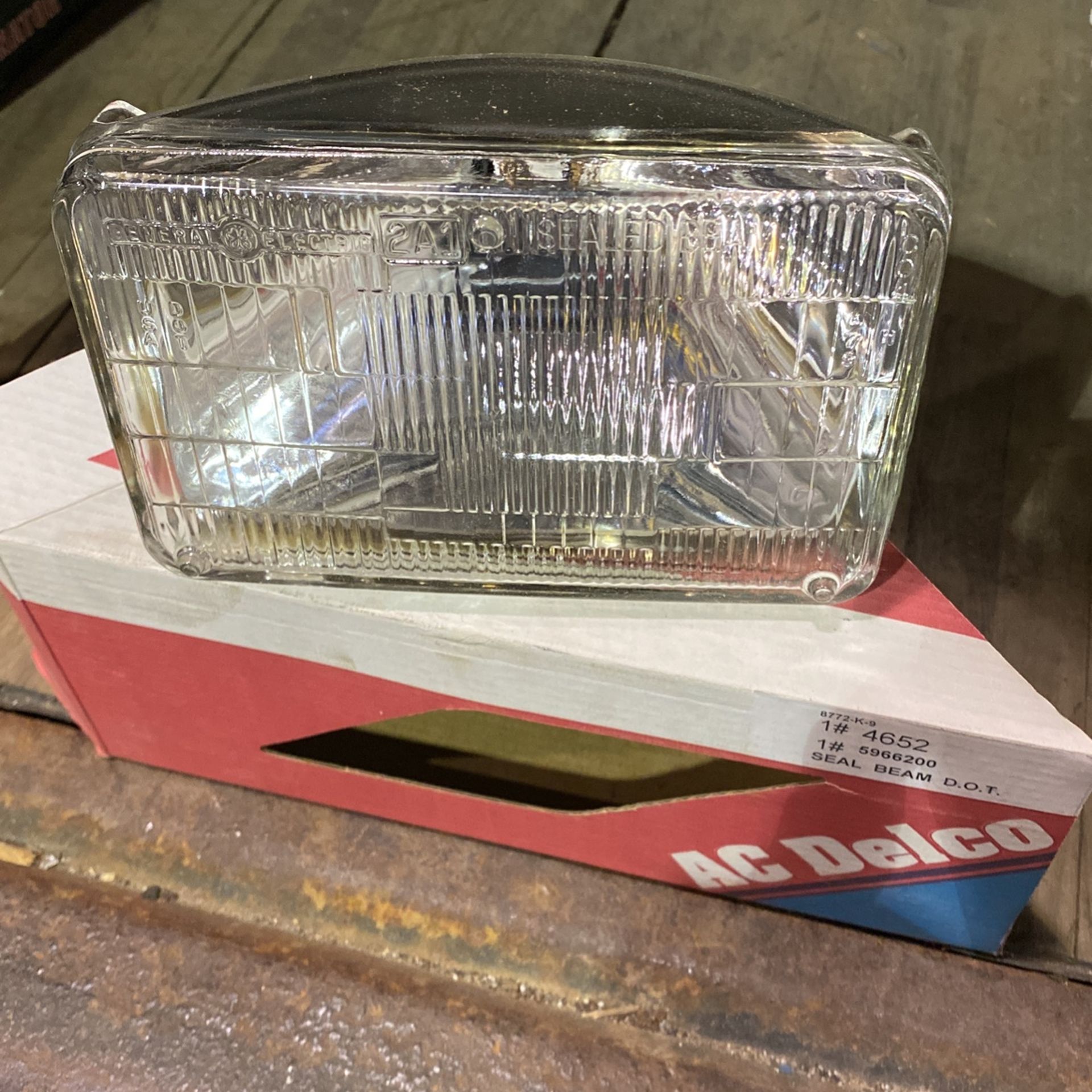 AC Delco Oem 4652 Sealed Beam Headlights