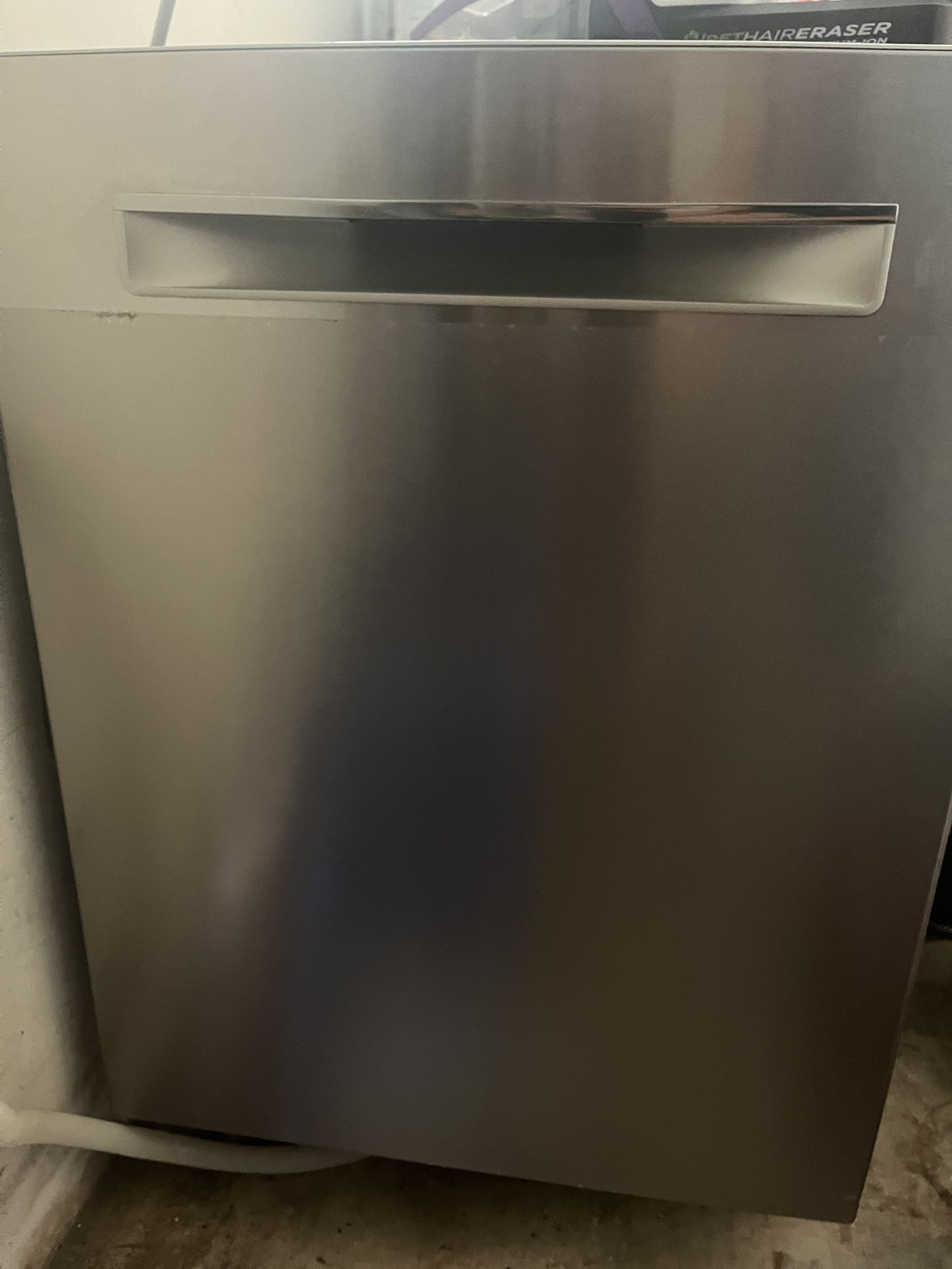BOSCH DISHWASHER - LIKE NEW