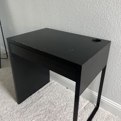 IKEA MICKE Black-brown Desk 28 3/4x19 5/8 "