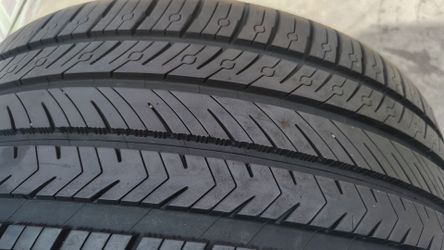 1 llanta 99% de vida Michelin Pilot sport all season 4 año 2024 265/35/ZR/19 98Y
