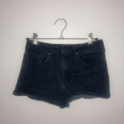 Highwaisted Dark Blue Jean Shorts