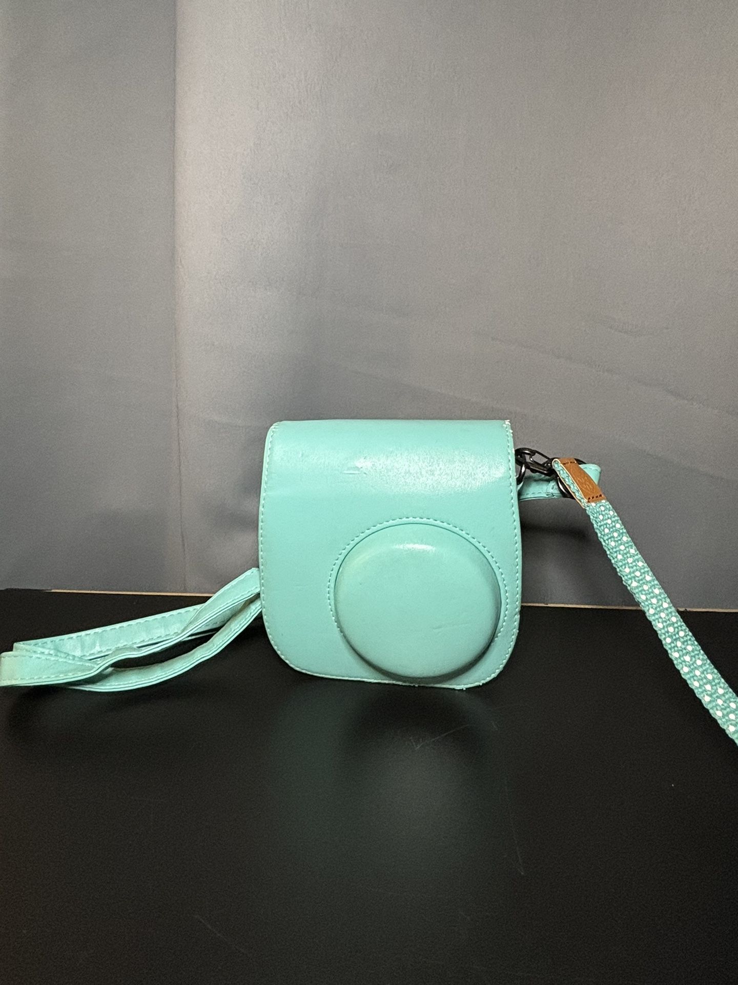 Fujifilm Instax Mini 9 Camera - Mint Green