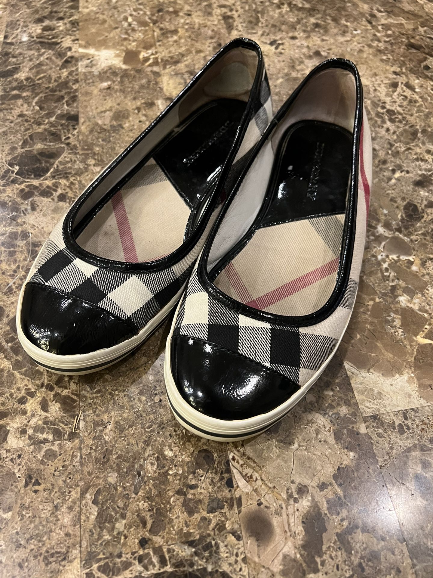 Women’s Burberry Flats