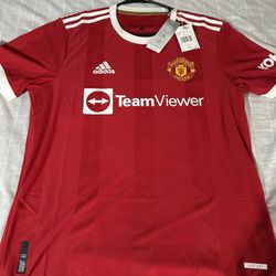 Man UTD jersey 