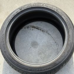 2 Michelin Tires Pilots 235-40 Z18