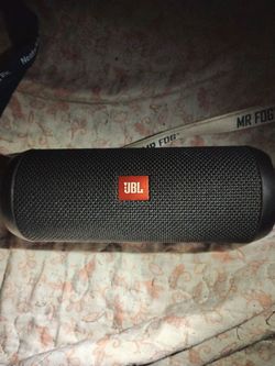 JBL FLIP 4