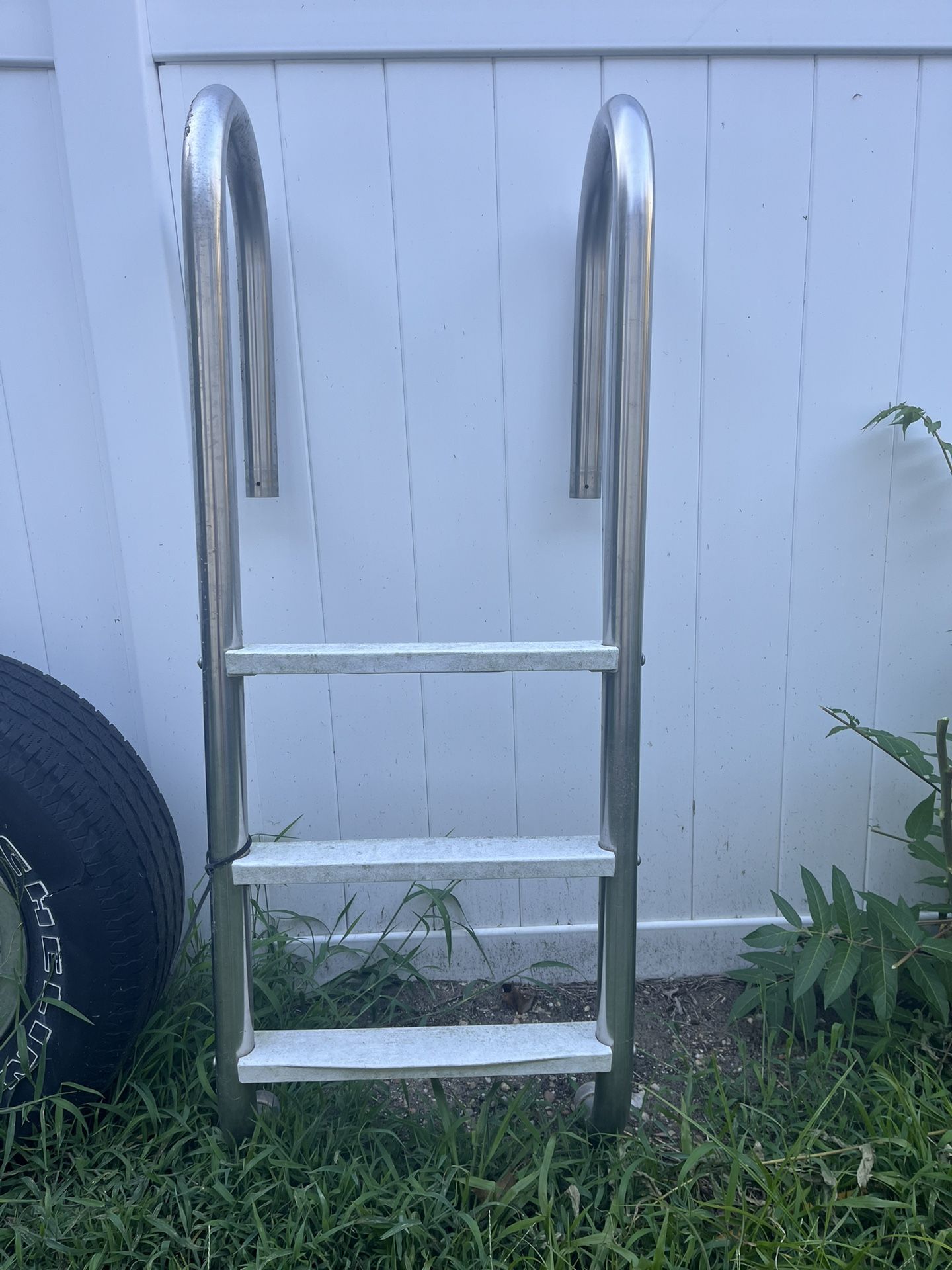 3-step Pool Ladder