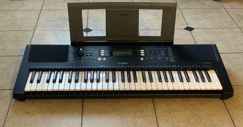 Yamaha PSRE373 61-Key Touch Sensitive Portable Keyboard