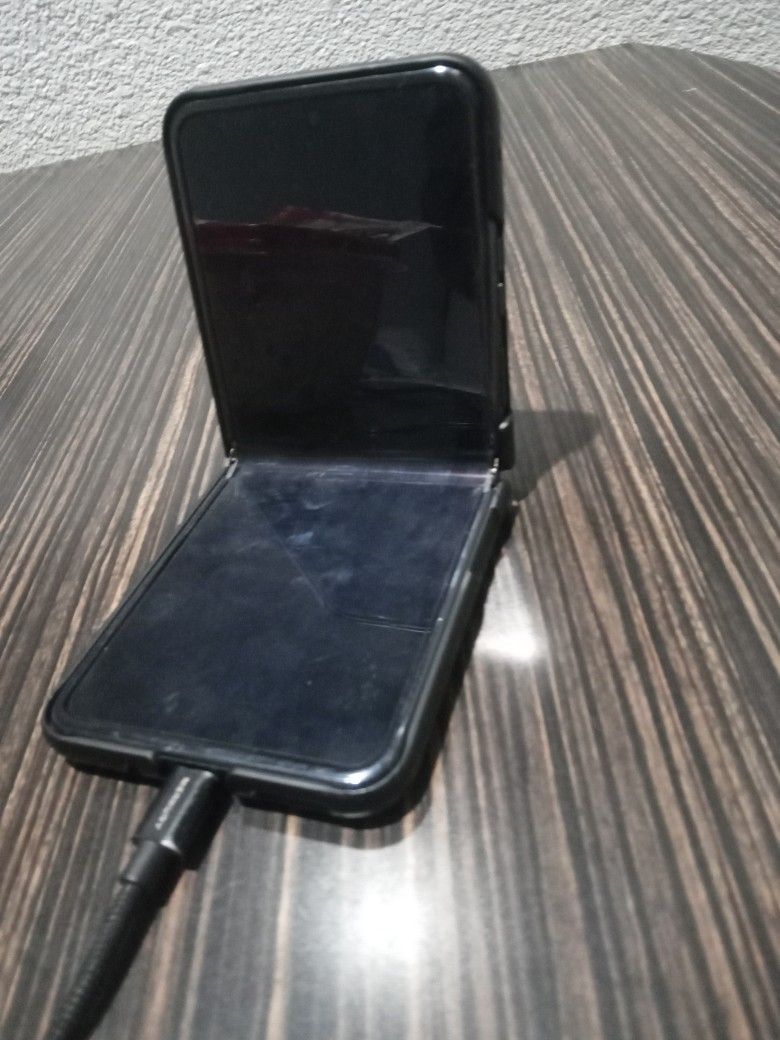 Flipfhone