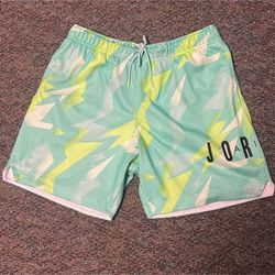 XL Jordan T Shirt & Shorts