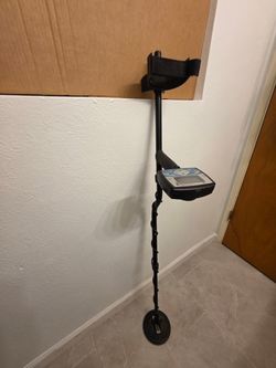 Minelab Metal Detector with LCD Display