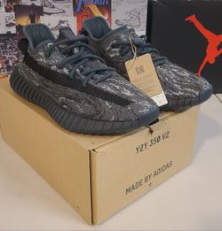 Authenticity Guarantee
Adidas YZY Yeezy Boost 350 V2 MX Dark Salt ID4811 Men's Size 6