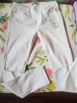 White skinny rip new jean size 7 for women