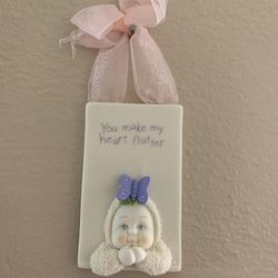 Snowbabies “Flutters and Flowers” Plaque