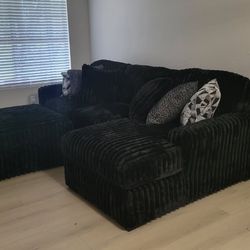 Large Sectional Need To Go Asap