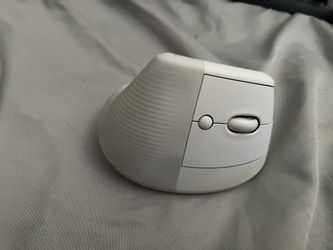 Logitech Lift Mouse