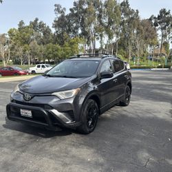 2018 Toyota RAV4 LE