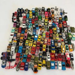 Micro Machines Lot 150+ Vehicles 1980s 1990s Cars Trucks Boats Planes Assorted