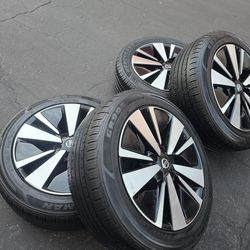 Wheels 175 lugs nissan original