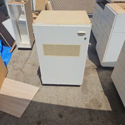 1 Shelf Cabinet 