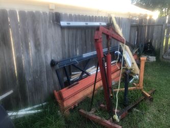 Cosas de mecánico para sacar motores para colgar moto 2 para estaquear material 2