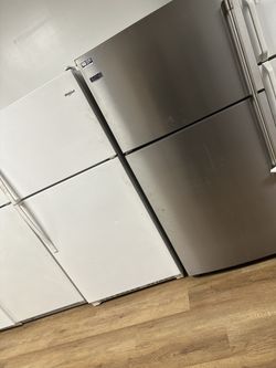 33” Fridge Maytag Or Whirlpool 