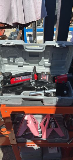 DNA Motoring Floor Jack with Socket and Lock, Low Profile Hydraulic Trolley Jack for Cars Lift, 2 Ton (4000 lbs) Capacity, Lifting Range 5.12"-13",