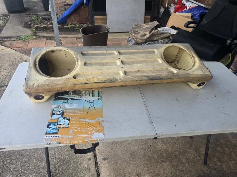 Custom Truck Speaker Box