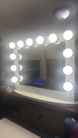Impressions Vanity Hollywood Lighted Mirror