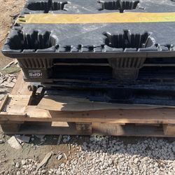 Plastic Pallets 3 Block N 2 Blue 