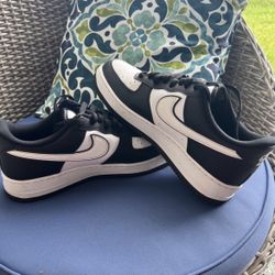 Nike Air Force 1 Low- Panda