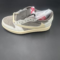 Travis Scotts Lows Shoes