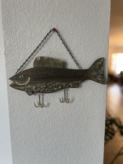 Rustic Wooden Fish Wall Hanging with Hooks