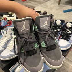 Jordan Green Glow 4 8M